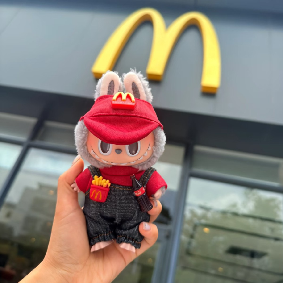 McDonald's co-branded Coke set（Doll not included）